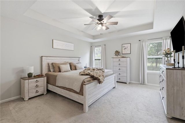 900 Crestwood Drive, Grain Valley, MO 64029