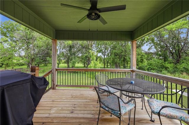 900 Crestwood Drive, Grain Valley, MO 64029