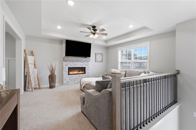 900 Crestwood Drive, Grain Valley, MO 64029