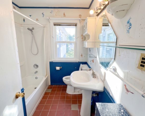 3715 Rhode Island Avenue S, Saint Louis Park, MN 55426