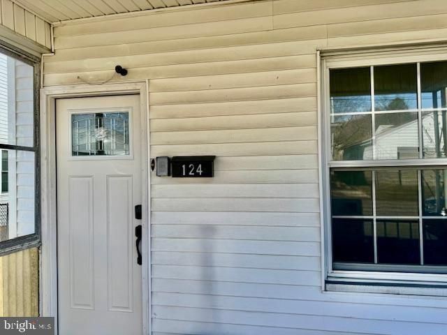 124 S WYLAM ST, Frackville, PA 17931