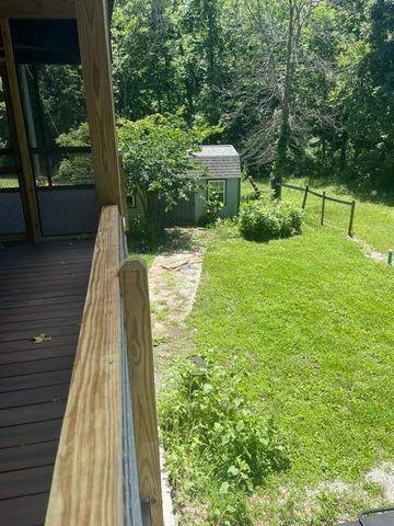655 N RTE O, Rocheport, MO 65279