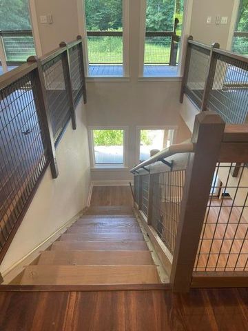655 N RTE O, Rocheport, MO 65279