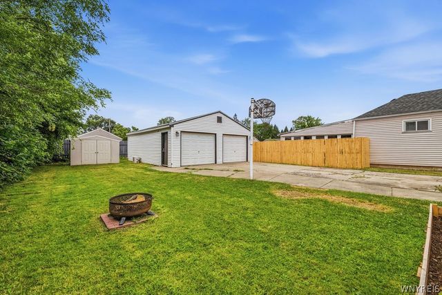554 79th Street, Niagara Falls, NY 14304