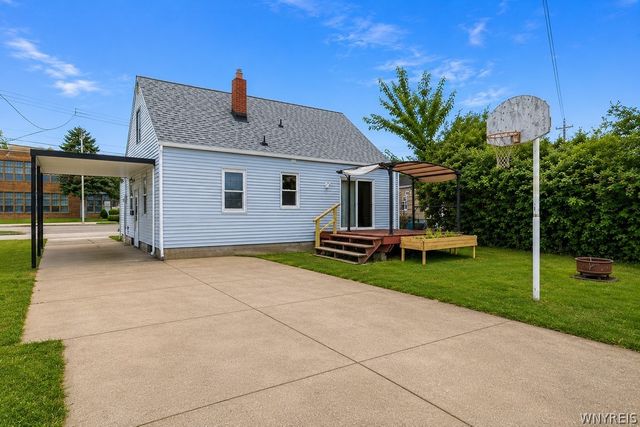 554 79th Street, Niagara Falls, NY 14304