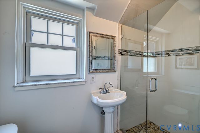4814 Riverside Dr, Richmond, VA 23225