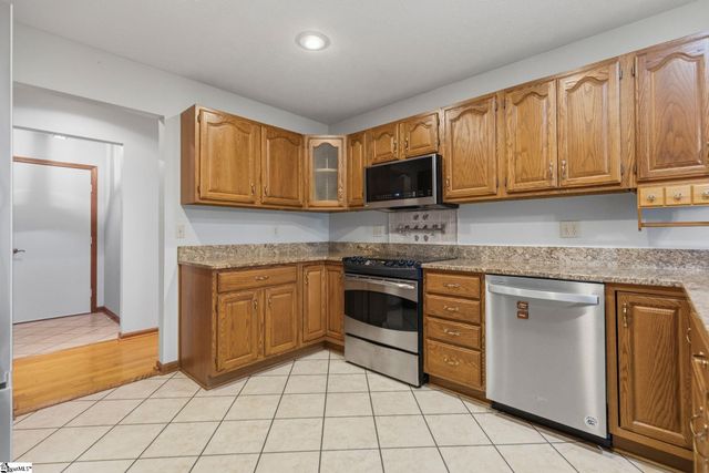 204 Still Water Bay Drive, Salem, SC 29675