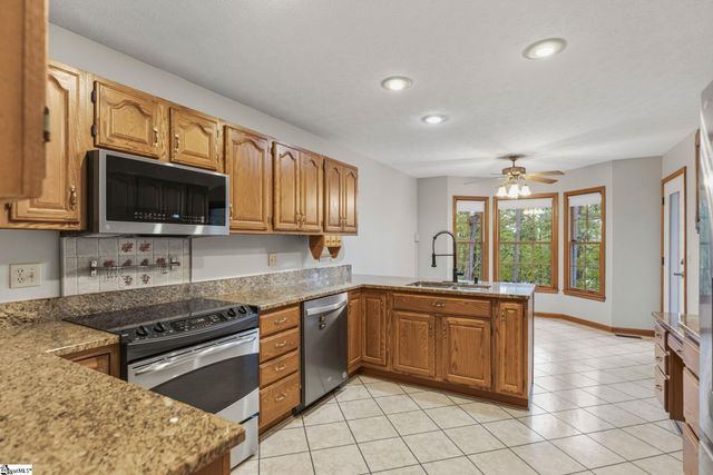 204 Still Water Bay Drive, Salem, SC 29675