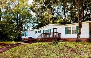 51 Farmstead Road, Leicester, NC 28748