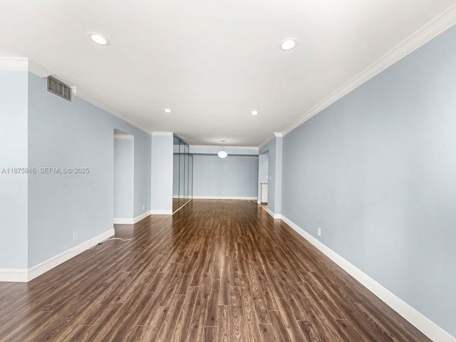 2301 S Ocean Drive 307, Hollywood, FL 33019