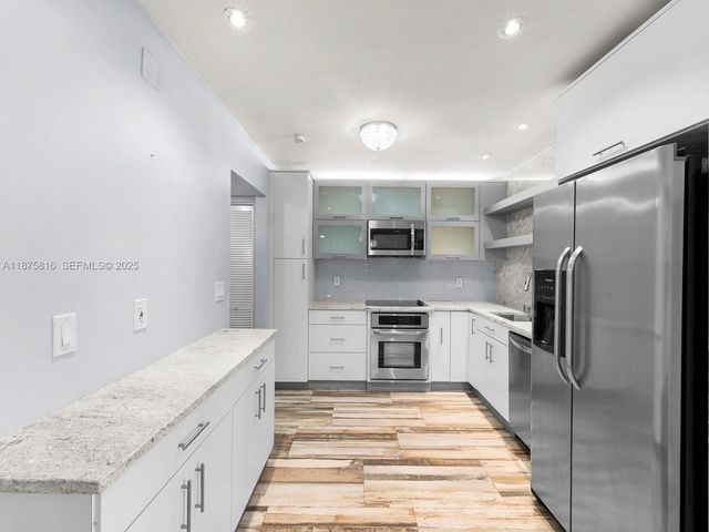 2301 S Ocean Drive 307, Hollywood, FL 33019