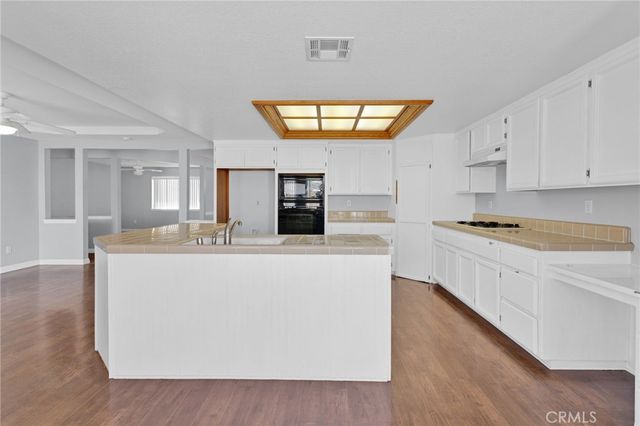 12275 Tesuque, Apple Valley, CA 92308