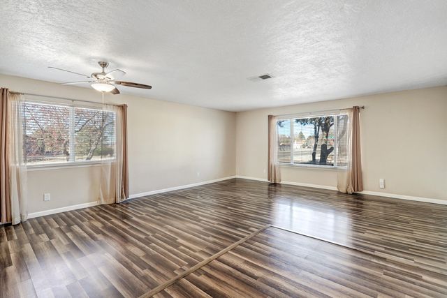 7000 Welton Drive NE, Albuquerque, NM 87109