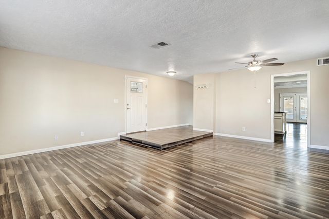 7000 Welton Drive NE, Albuquerque, NM 87109