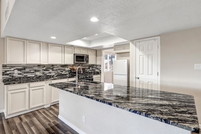 7000 Welton Drive NE, Albuquerque, NM 87109