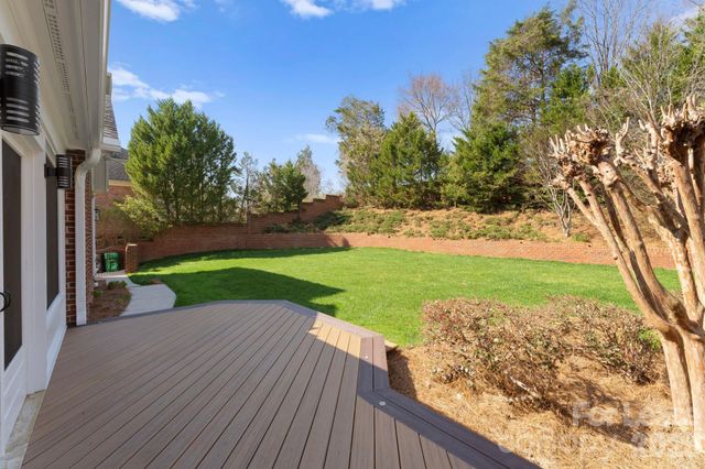 2134 Glade Hill Road, Charlotte, NC 28270