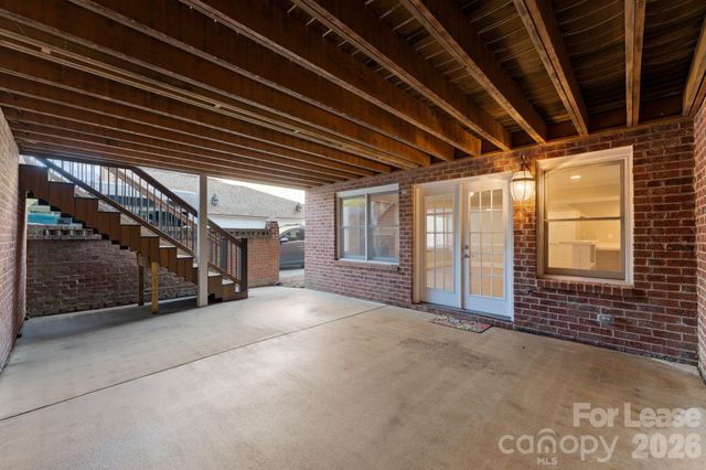 2134 Glade Hill Road, Charlotte, NC 28270