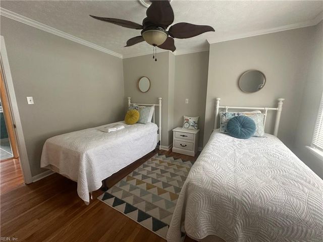 729 Charles RD, Yorktown, VA 23692