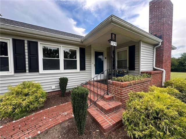 729 Charles RD, Yorktown, VA 23692