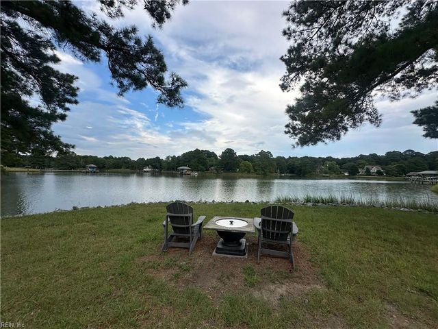 729 Charles RD, Yorktown, VA 23692