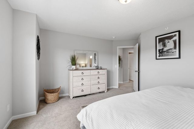 2857 Lexington Place N, Roseville, MN 55113