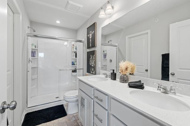2857 Lexington Place N, Roseville, MN 55113