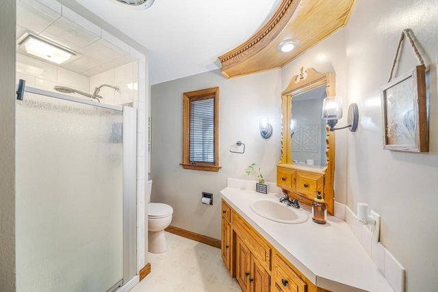 825 W KIMBERLY AVENUE, Kimberly, WI 54136