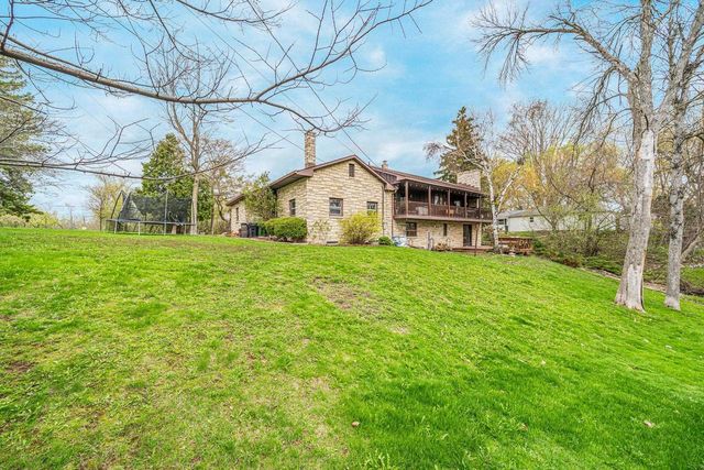 825 W KIMBERLY AVENUE, Kimberly, WI 54136