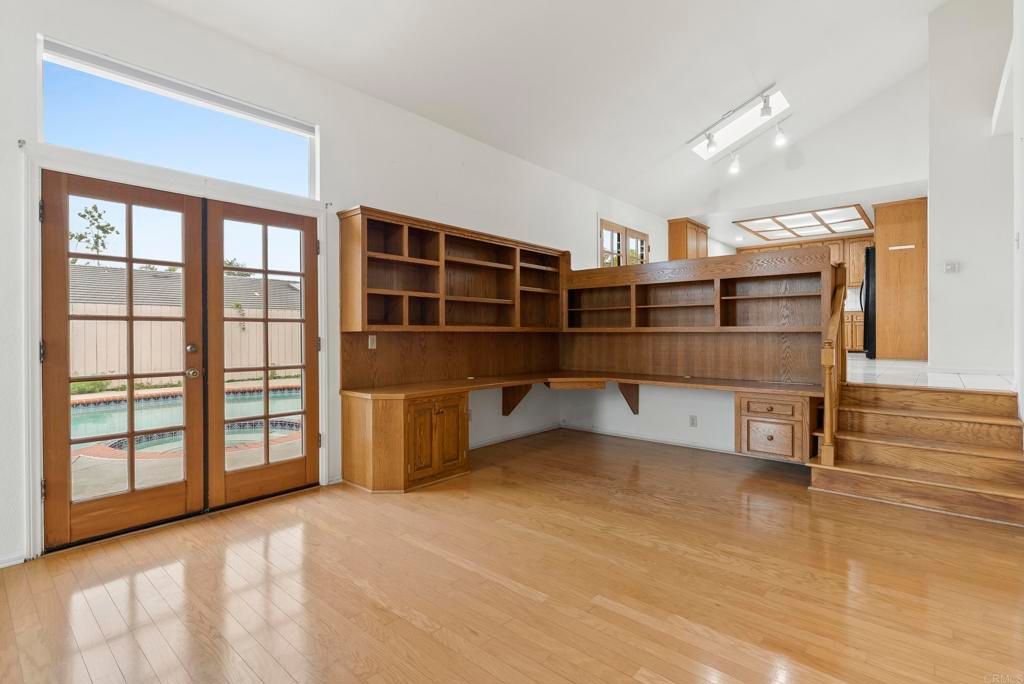 Image 33 of property listing at 7729 Galleon Way, San Diego, CA 92009