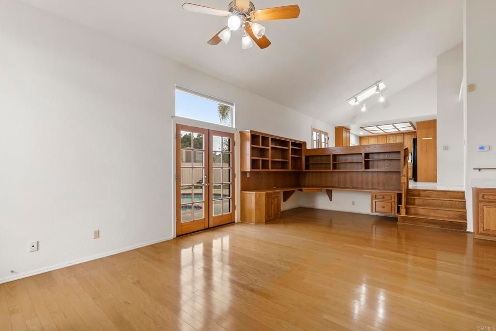 Image 37 of property listing at 7729 Galleon Way, San Diego, CA 92009