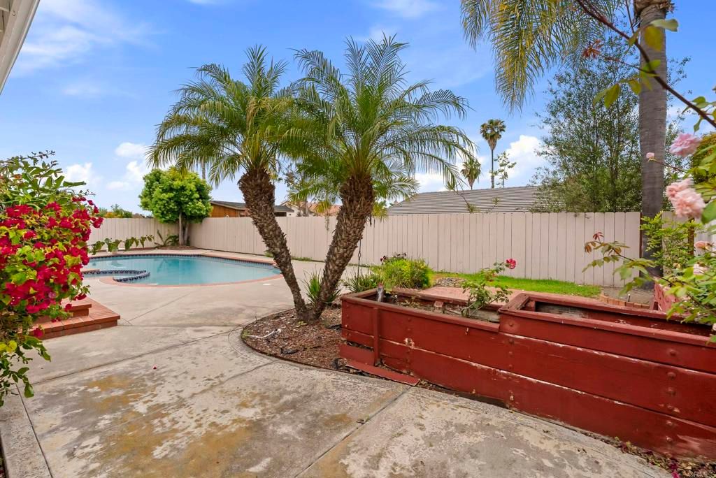 Image 60 of property listing at 7729 Galleon Way, San Diego, CA 92009