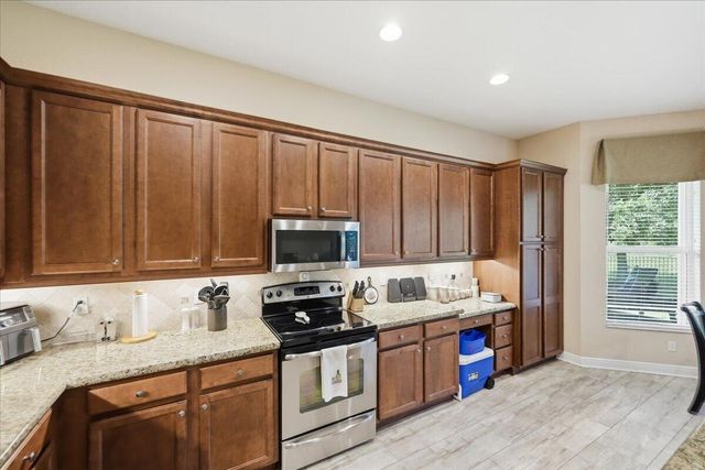 1963 Grey Falcon Circle SW, Vero Beach, FL 32962