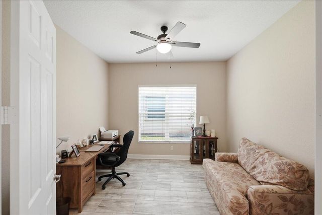 1963 Grey Falcon Circle SW, Vero Beach, FL 32962