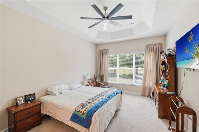 1963 Grey Falcon Circle SW, Vero Beach, FL 32962