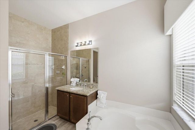 1963 Grey Falcon Circle SW, Vero Beach, FL 32962