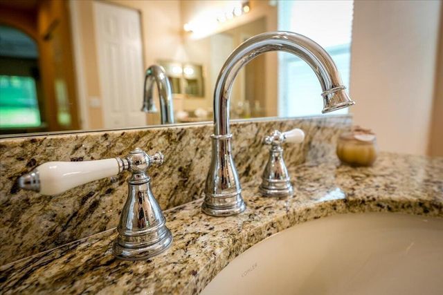 1963 Grey Falcon Circle SW, Vero Beach, FL 32962