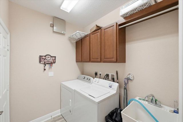 1963 Grey Falcon Circle SW, Vero Beach, FL 32962