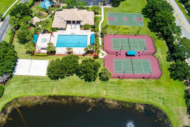 1963 Grey Falcon Circle SW, Vero Beach, FL 32962