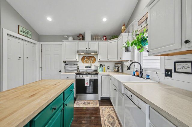 7943 Westside Drive, Hudsonville, MI 49426