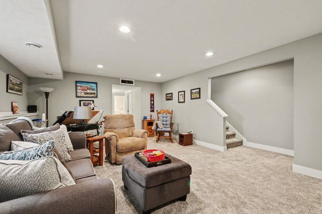 7943 Westside Drive, Hudsonville, MI 49426