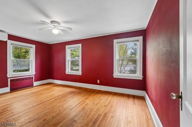 122 Holland Rd, South Orange Village Twp., NJ 07079