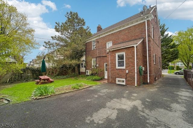 122 Holland Rd, South Orange Village Twp., NJ 07079