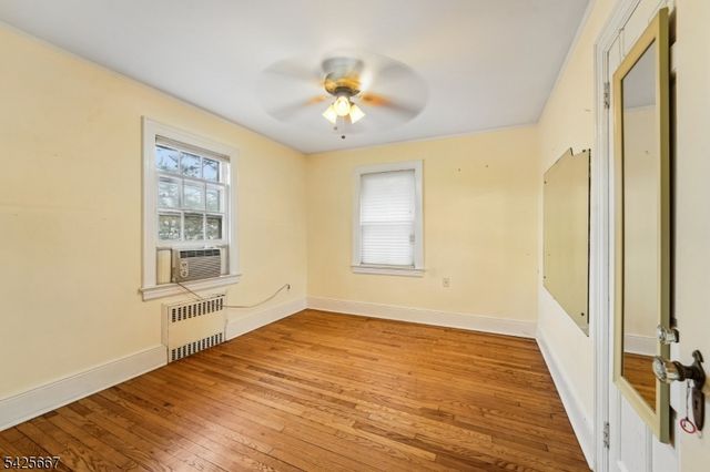 122 Holland Rd, South Orange Village Twp., NJ 07079