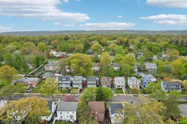 122 Holland Rd, South Orange Village Twp., NJ 07079