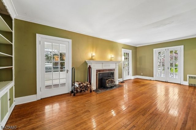 122 Holland Rd, South Orange Village Twp., NJ 07079