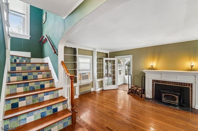 122 Holland Rd, South Orange Village Twp., NJ 07079