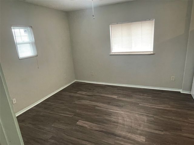 1208 E 8th Street, Dallas, TX 75203