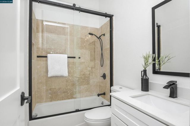 420 Leon Ct, Clayton, CA 94517