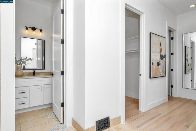 420 Leon Ct, Clayton, CA 94517