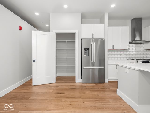 319 E 16th Street 402, Indianapolis, IN 46202